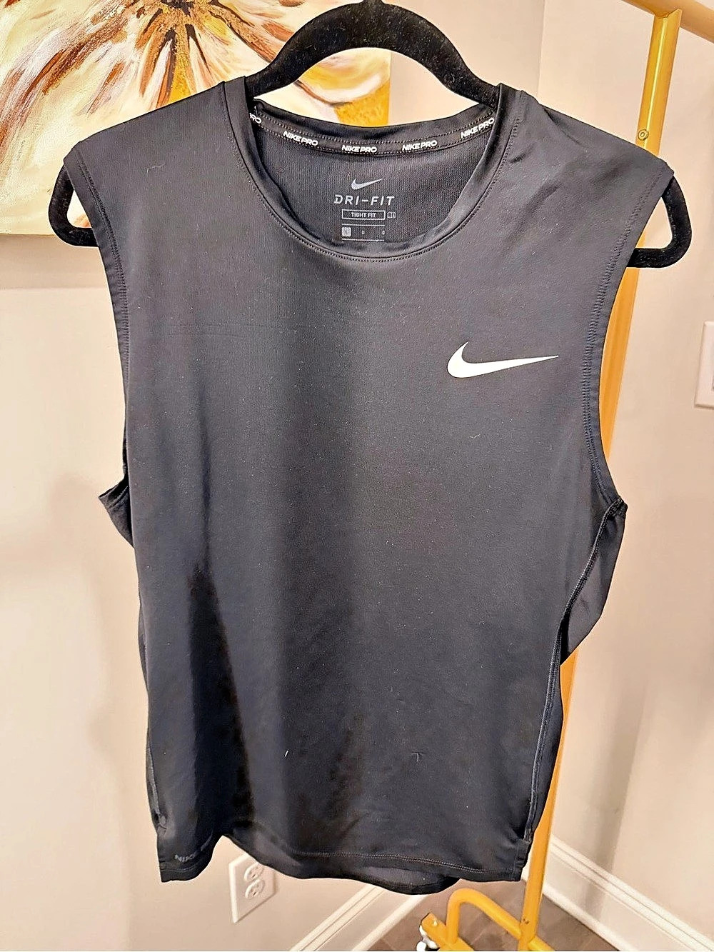 Nike Pro Dri-FIT Tight Sleeveless Fitness Top Black Medium